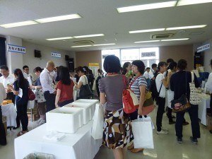 学校給食用物資展示研修会